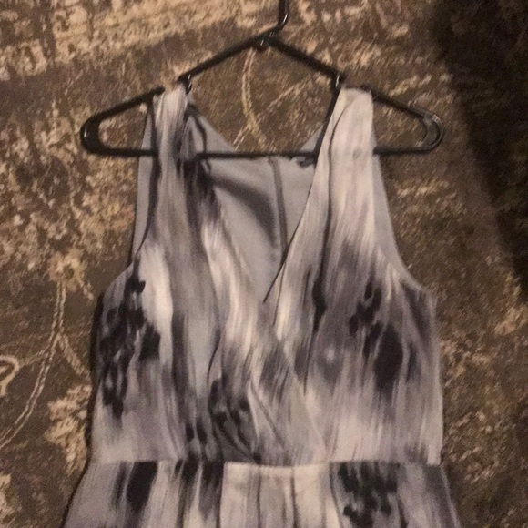 Banana Republic silk dress - Picture 2 of 9